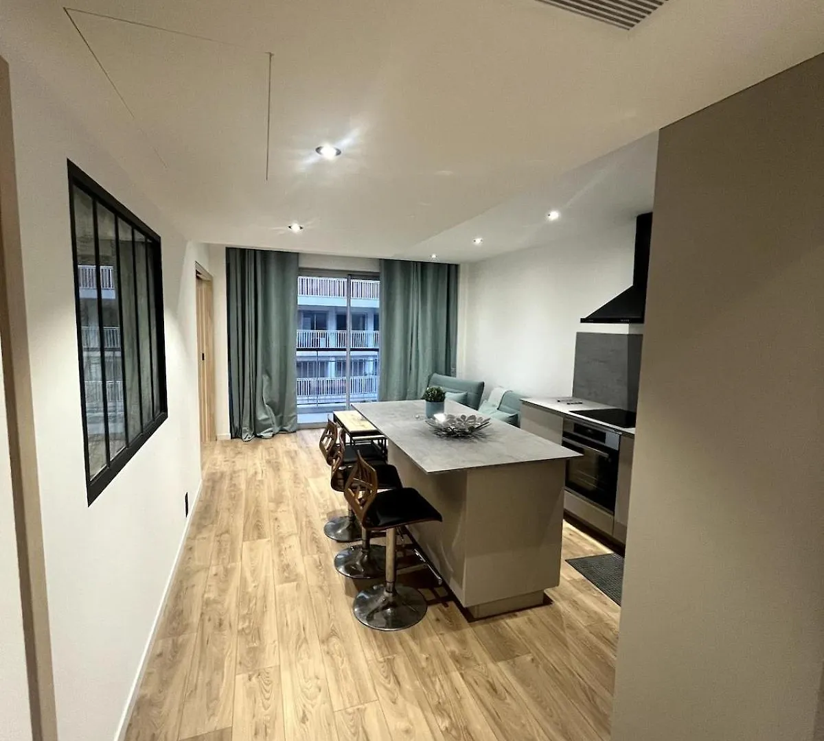 Appartement Coeur De Cannes 0*,
